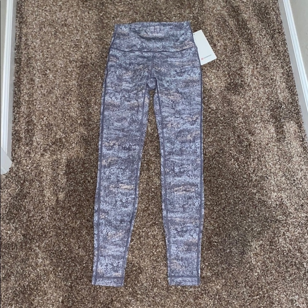 LULULEMON leggings size 4